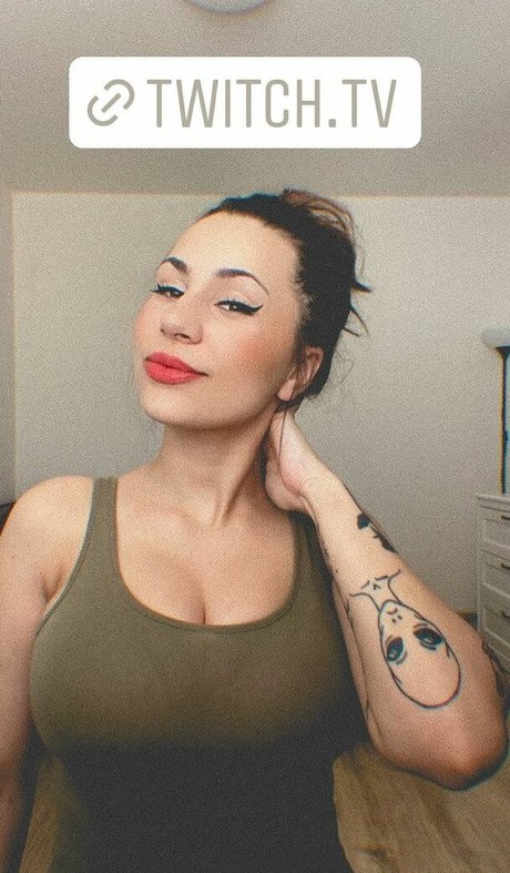 Vereunka erotic pornstar image