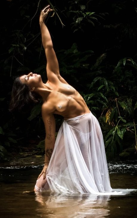 Malu Bastos thumbnail