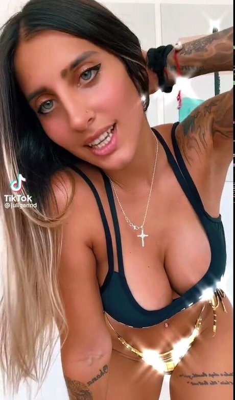 Julieta Gandulfo nice model image