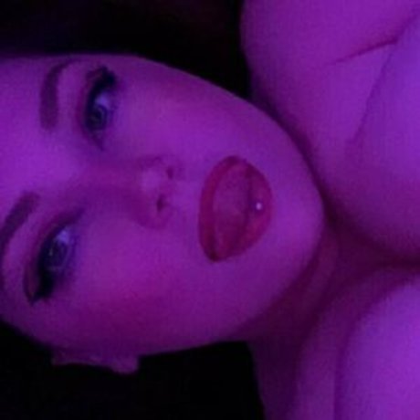 nsfw zalea hot actress pic