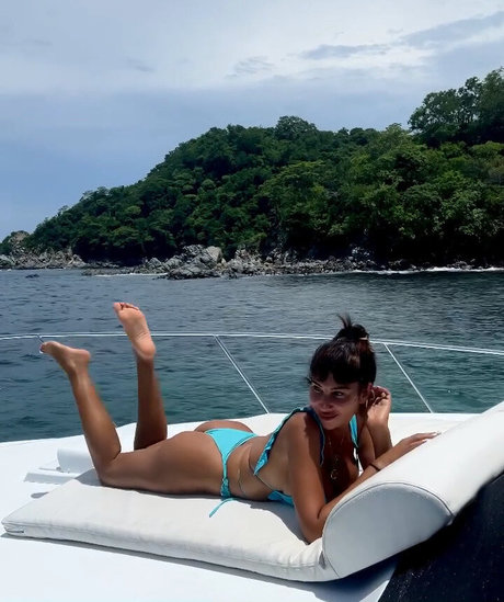 Jackie Cruz art actress archive