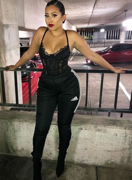 Victoriaines star adult pictures