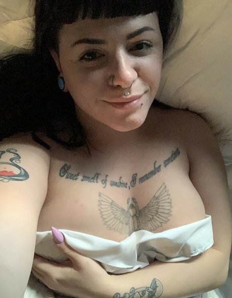 BettiesPaige pornstar pretty images