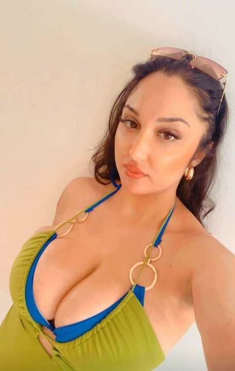 Aquariiandromedae hot star pics