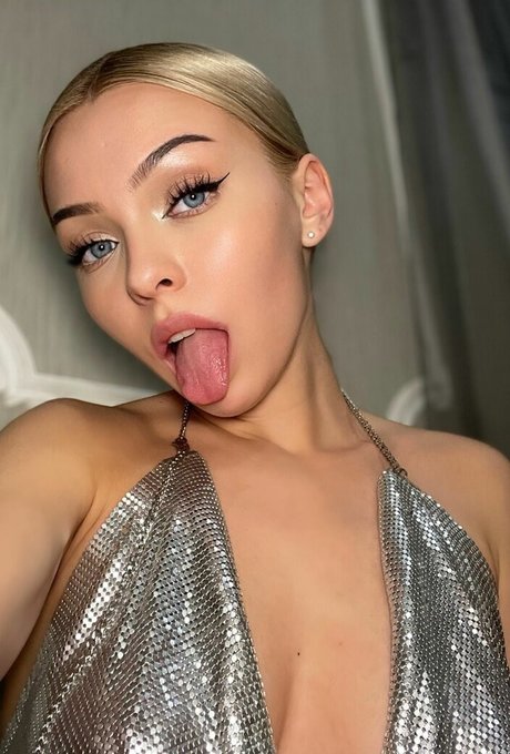 Lis Evans pornstar pretty image