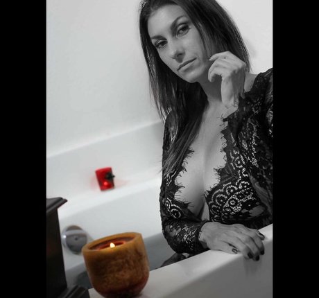 LheaAlisha pornstar sex galleries