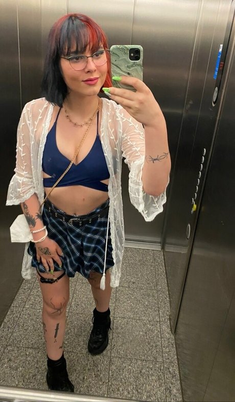 Malena Rutter nude model pic