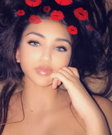 Brie Adeline sex model images