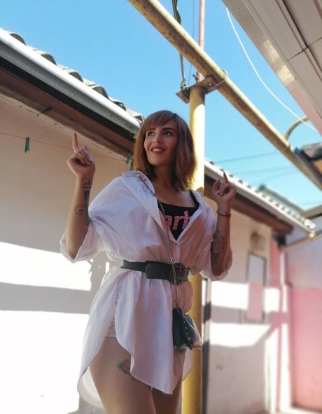 Crazy Strawberry adult star pics