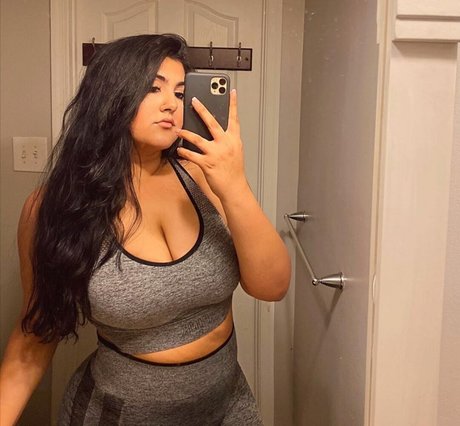 Prettydesibabixo star pretty archive