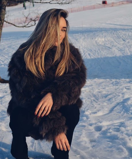 Elena Berri porn actress pics