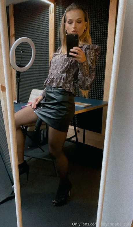 Lady Annabelle pornstar xxx gallery