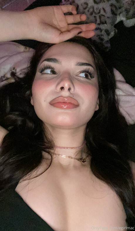 egirlmac beautiful actress pics