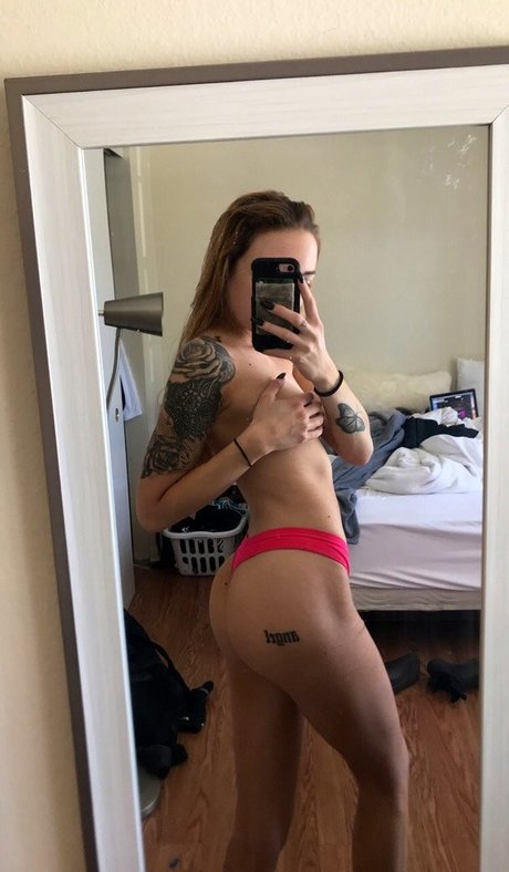 Alexandra Rose star best images