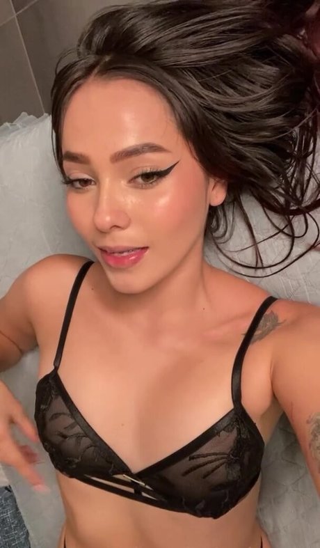 Stephanie Toro pornographic model images