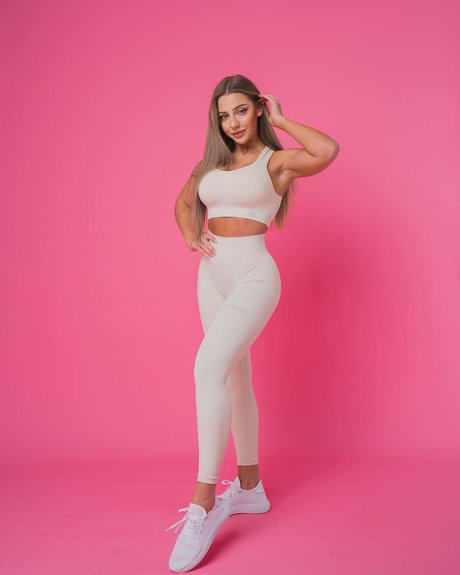 Anya Hryshchenko pornstar hd pictures