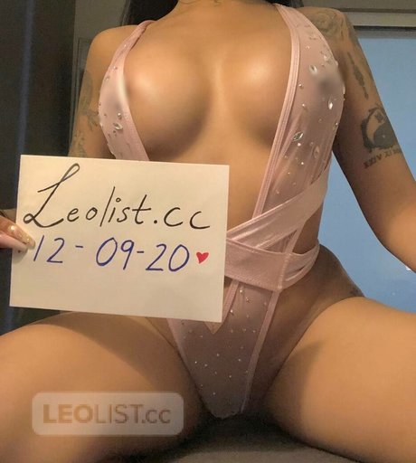 Olivia Sky model pornographic gallery