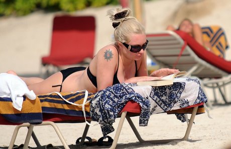 Rita Simons pornstar pretty img