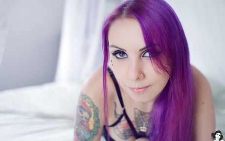 Babilina Suicide model hd image