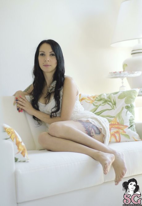 Babilina Suicide star nudes image