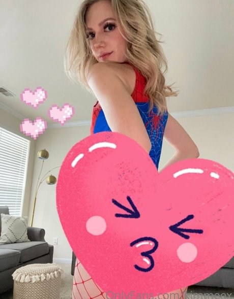 Kimcella star high quality image