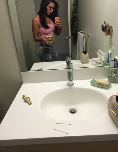 Shayna Foappiano nude actress pic