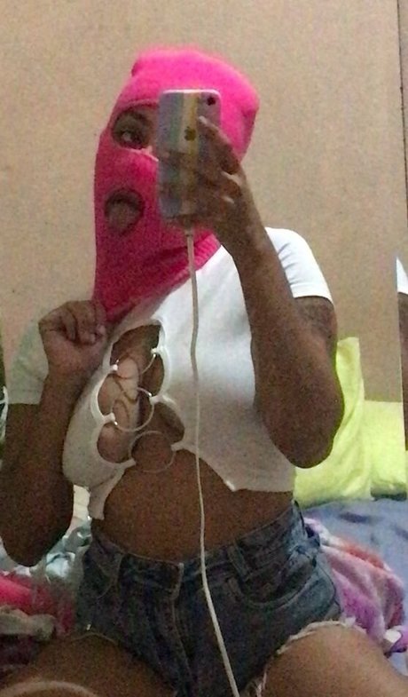 Myyyystical free model pictures