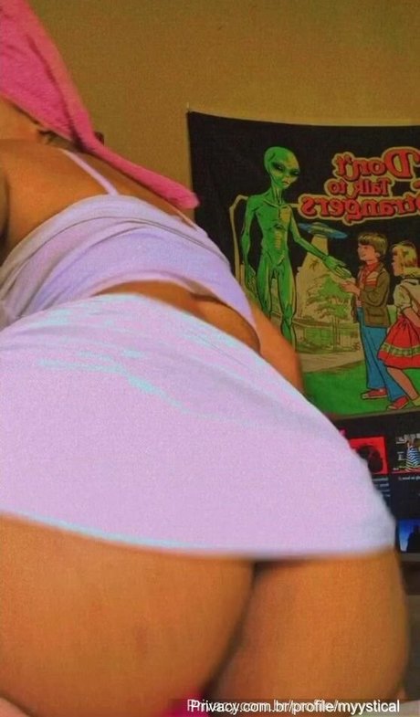 Myyyystical pretty model gallery