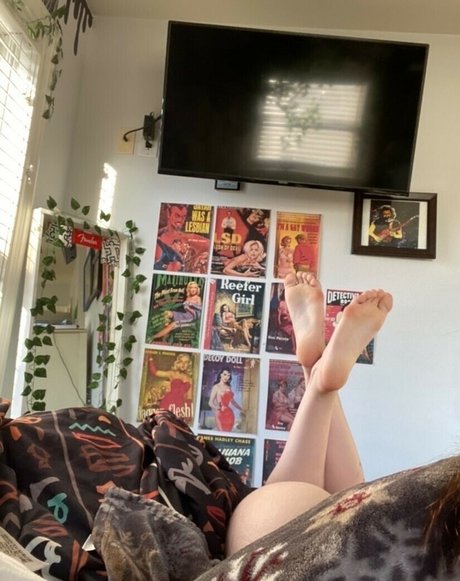 Dumbk1tten exclusive model gallery