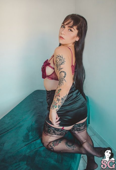 Lamica SG star xxx galleries