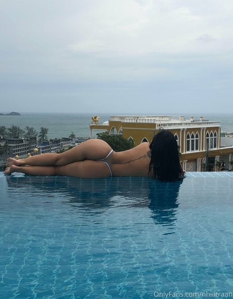 Nhi Tran star hot galleries