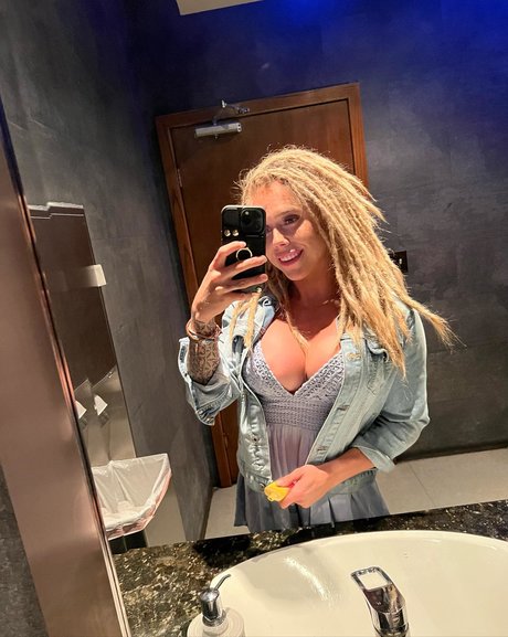 Mel With The Dreads top actress pictures