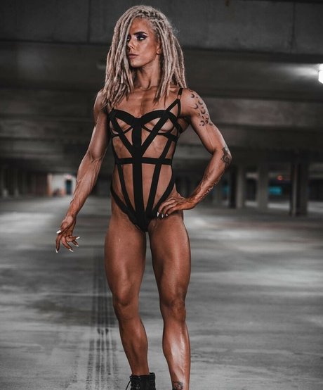 Mel With The Dreads xxx star photos