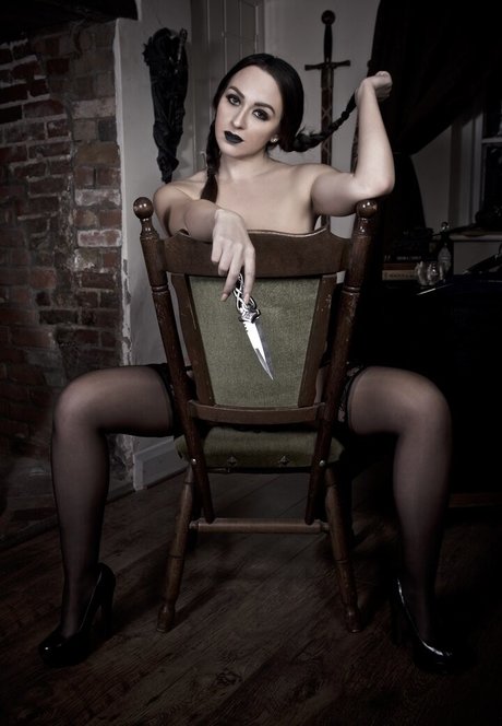 Arty Fakes nice pornstar pic