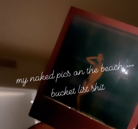 Darciisworld star adult picture