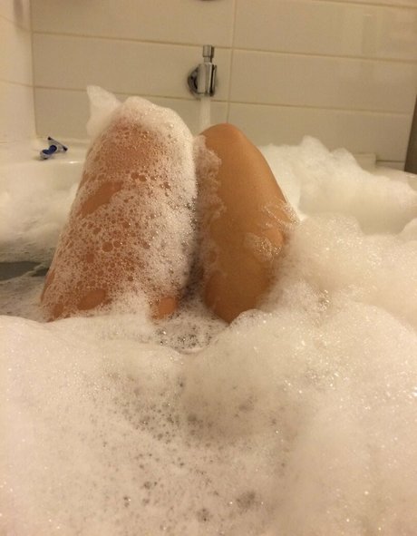 Britne Oldford star pretty archive