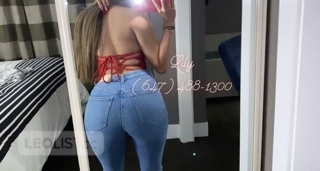 Baby Lily star hot images