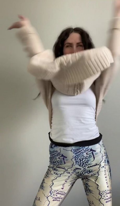 Olivia Evenstar star sex img