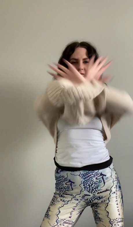 Olivia Evenstar thumbnail