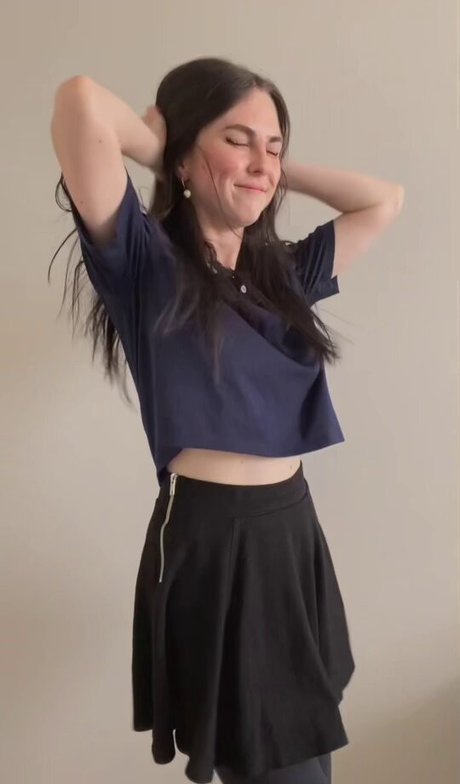 Olivia Evenstar pornstar adult img