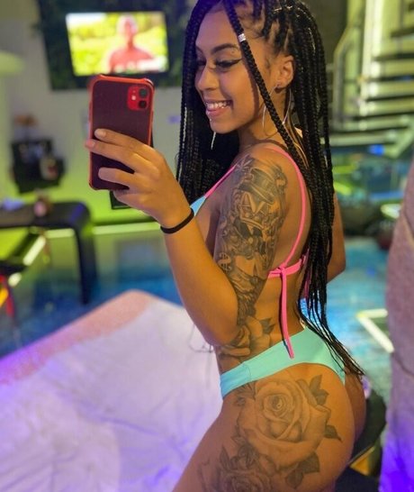 Vitoria Guarnieris pornstar perfect images