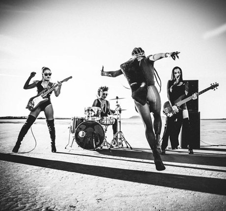 Rhyon Nicole Brown hd actress photos