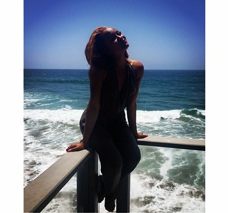 Rhyon Nicole Brown model porn photo