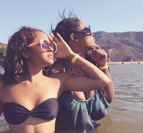 Rhyon Nicole Brown erotic actress archive