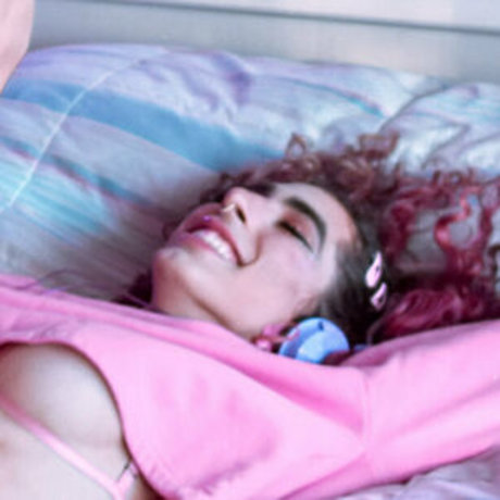 Nena Peculiar pretty actress pictures