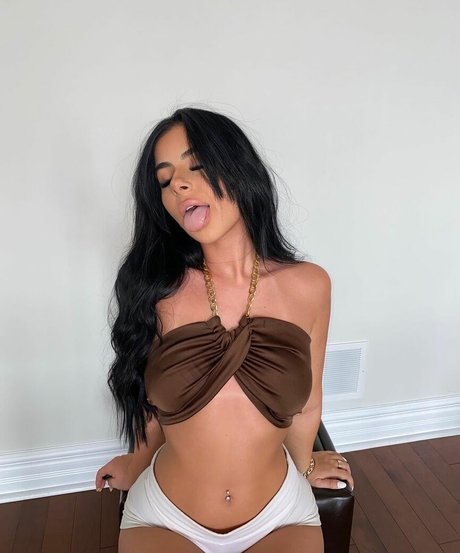 Vass iliki star sexy pic