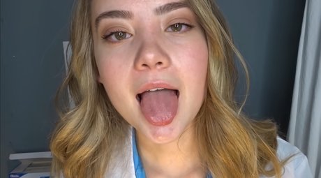 Madi ASMR model img