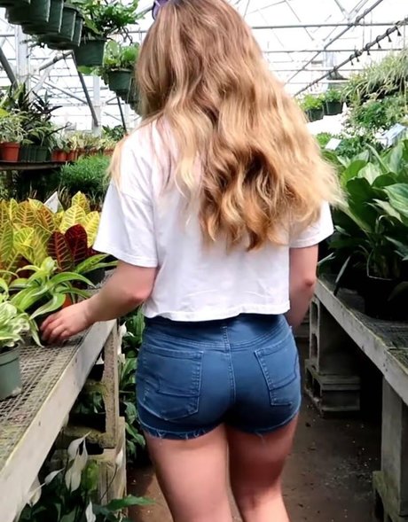 Madi ASMR profile pic