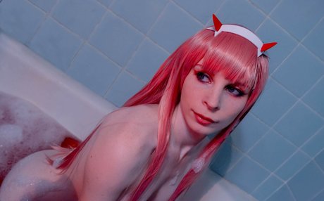 Cherryl Kitsune nude model images