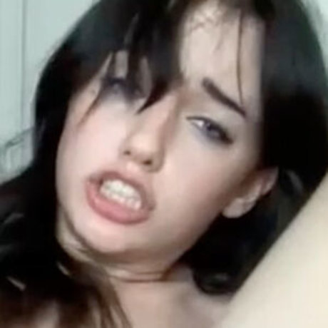 Laceyflowers model nice pics